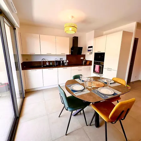 Beautiful Duplex 5 Minutes From Downtown Appartement Bastia (Corsica)