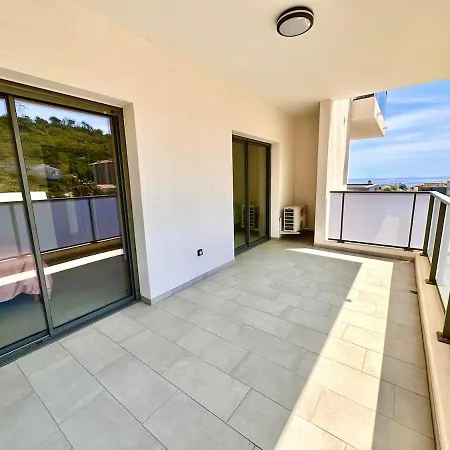 Апартаменты Beautiful Duplex 5 Minutes From Downtown